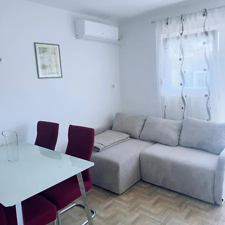 Poljana Plankit Appartamento *